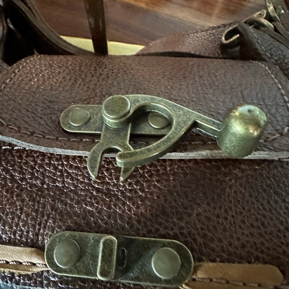 Madrid crossbody in peony print  with Vintage Clasp by urban gypsy - Picture 10 of 12